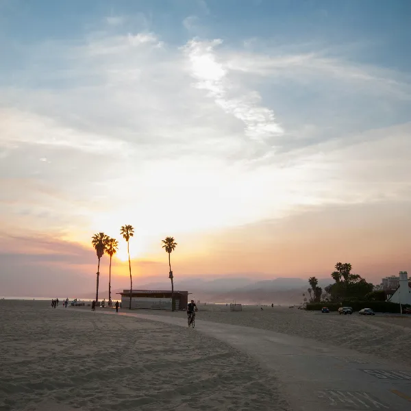 Best Neighborhoods to Explore in Los Angeles